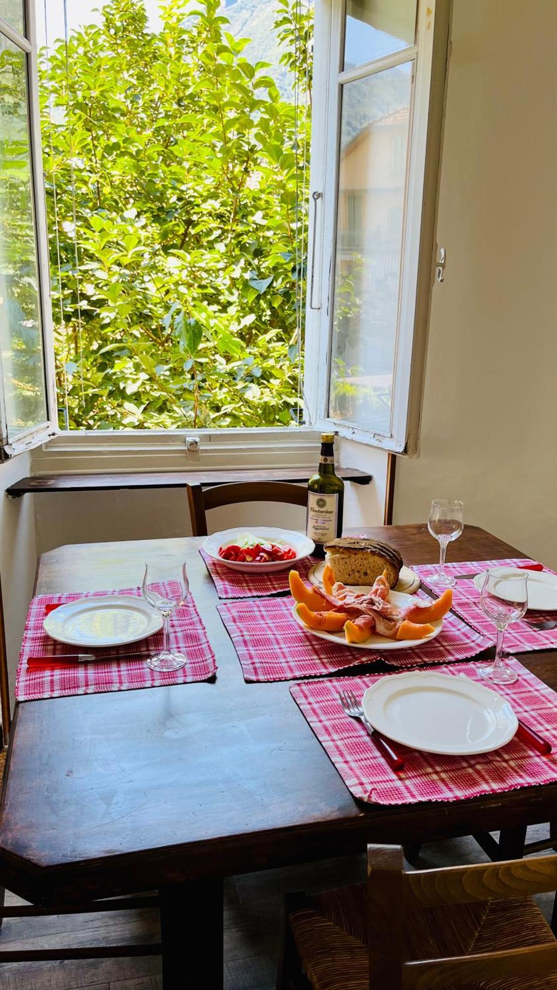 Antica Casa Storica Con Giardino Apartment โดโมดอสโซลา ภายนอก รูปภาพ