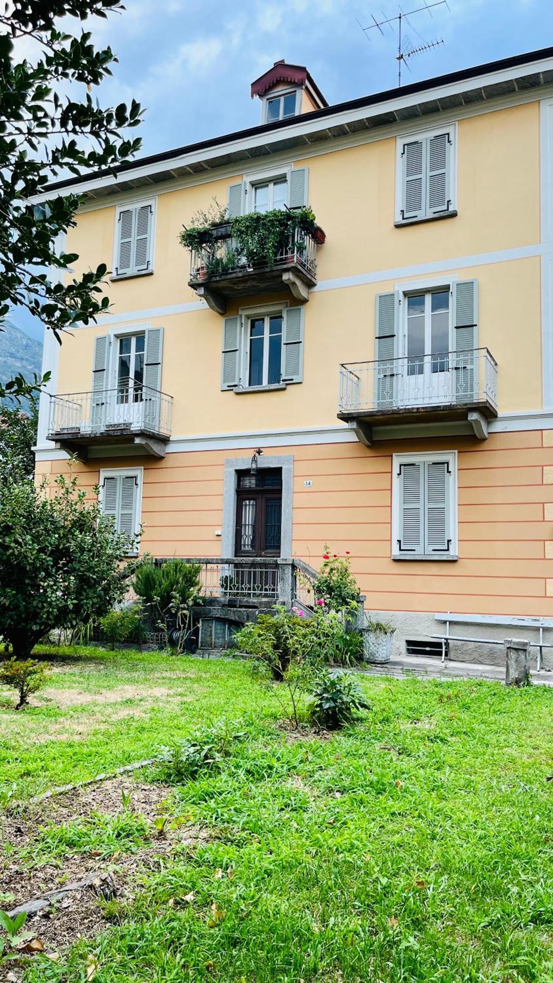 Antica Casa Storica Con Giardino Apartment โดโมดอสโซลา ภายนอก รูปภาพ